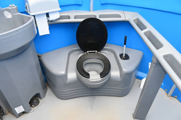 Porta potty delivery and setup in Laurel Hill, NC
